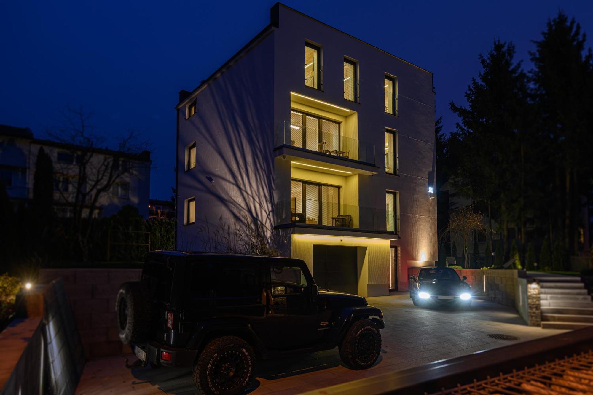 Z Klimatem, Ogrod, Parking Apartment